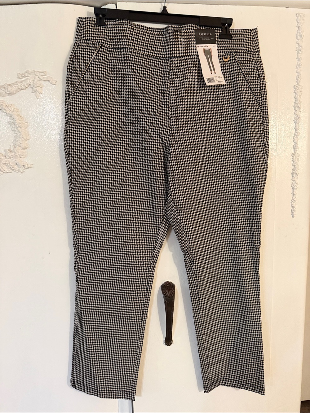 Rafaella Black & White Houndstooth Slim Ankle Pants